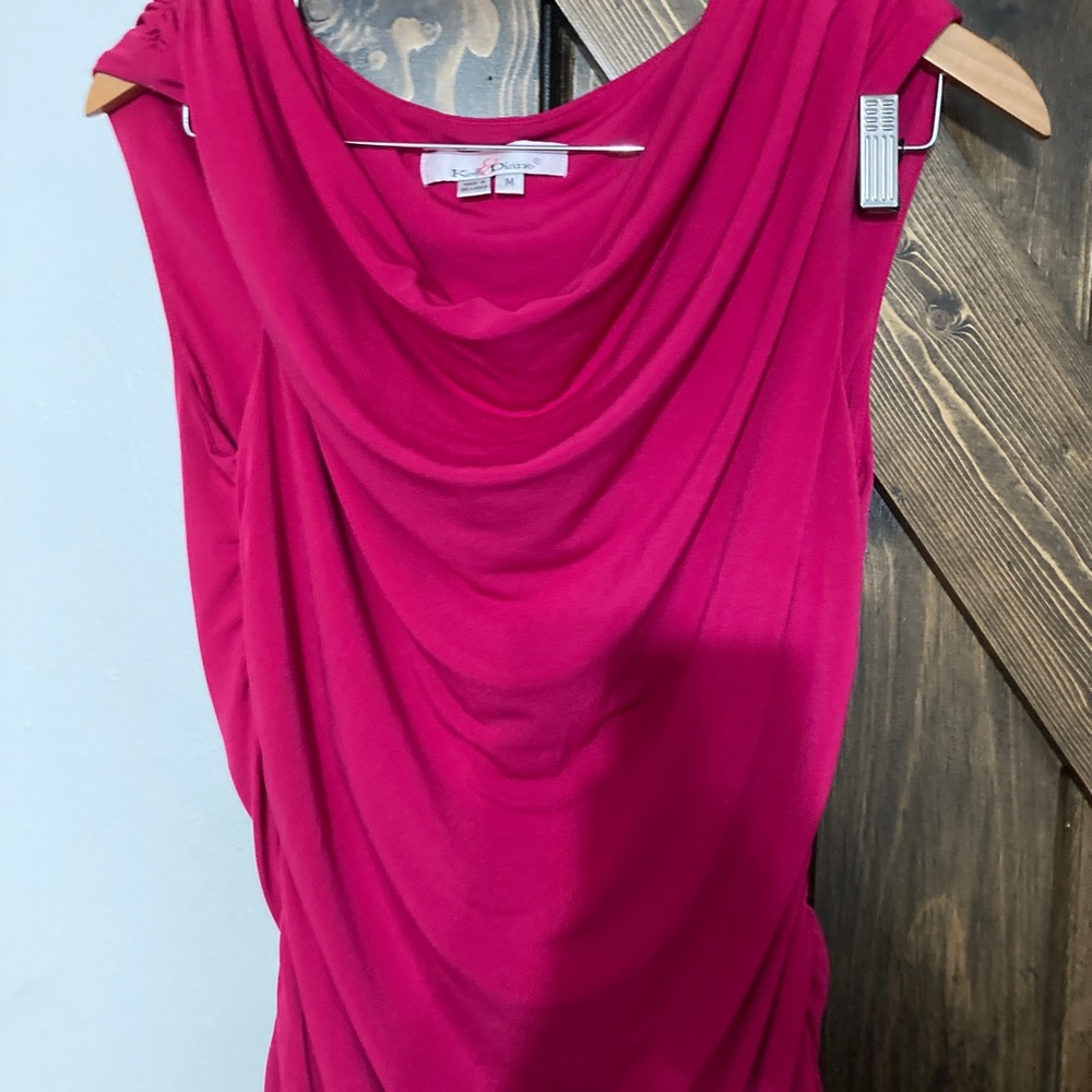 Hot pink top, size M